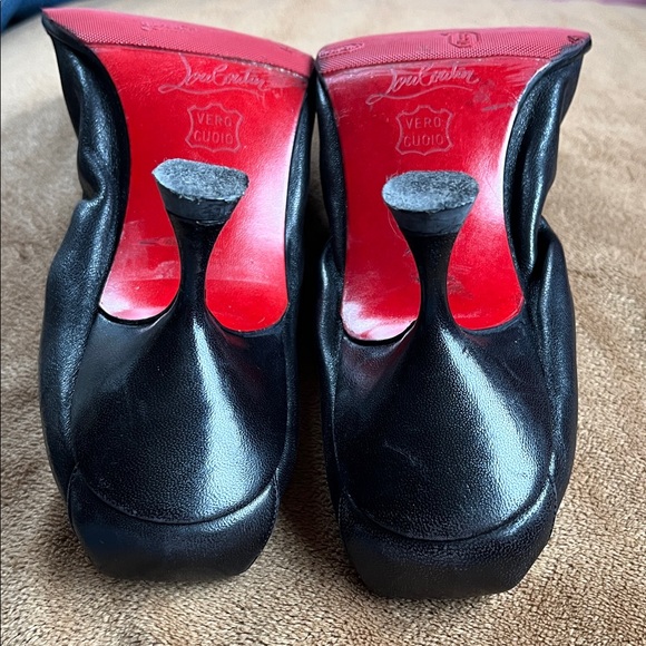 Christian Louboutin Black Leather Kitten Heels - Picture 7 of 13